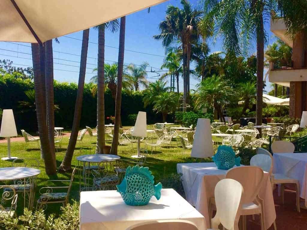Hotel Caparena Taormina Exterior photo