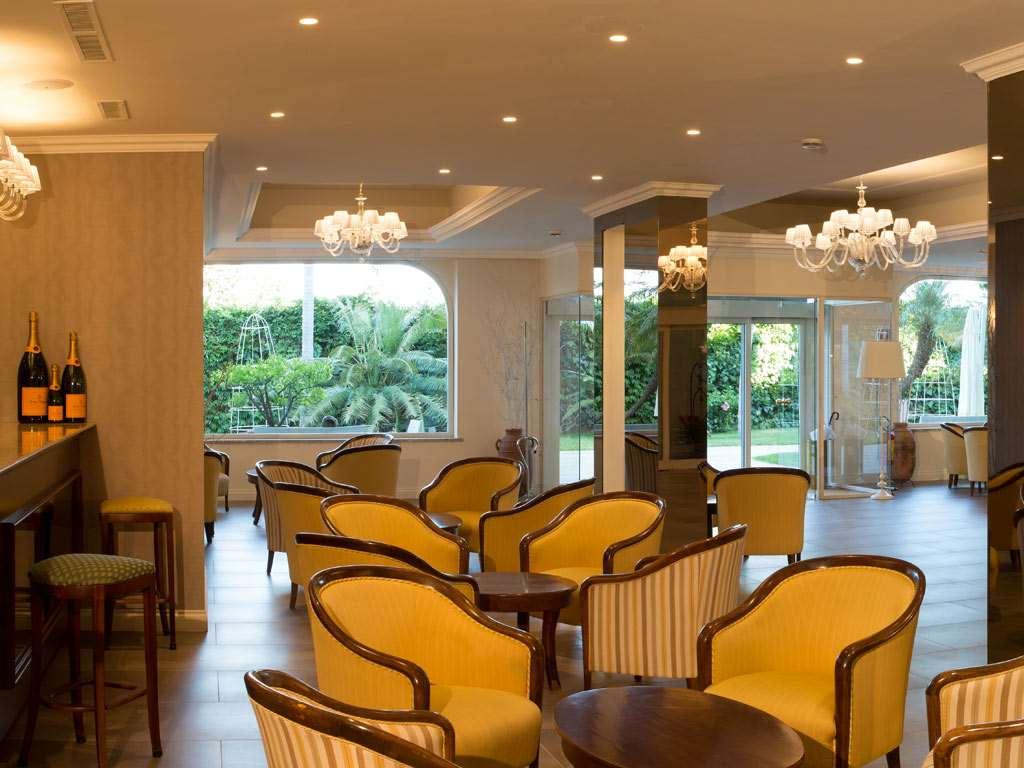 Hotel Caparena Taormina Restaurant photo